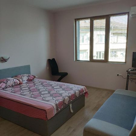 Liliya Apartment Plewen Zewnętrze zdjęcie