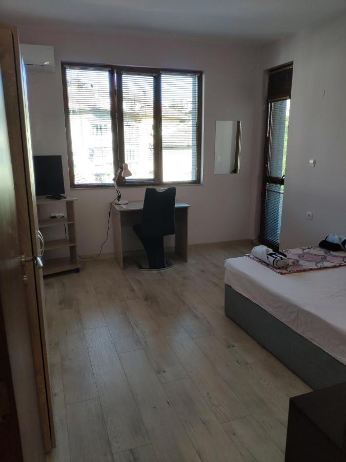 Liliya Apartment Plewen Zewnętrze zdjęcie